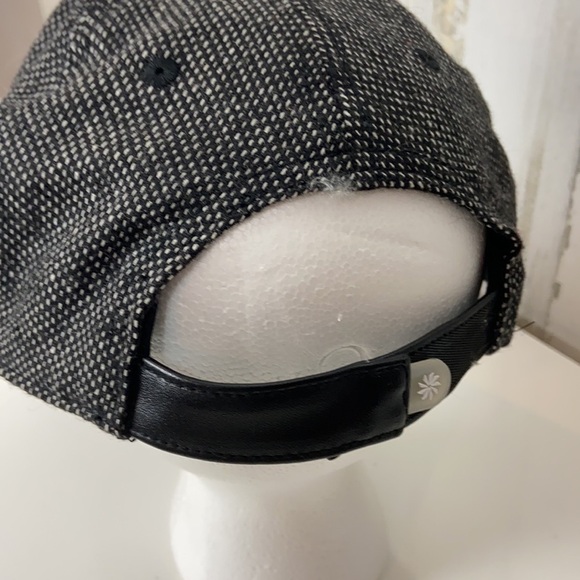 Athleta Black Herringbone Hat Cap Baseball Classic Casual Spring Fall Outdoors - Picture 4 of 8